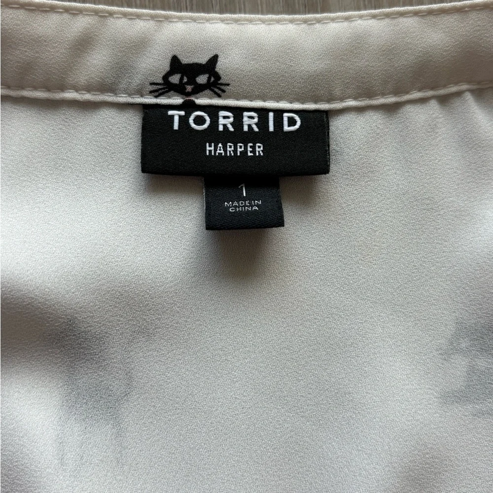 Torrid White Blouse with Vintage Black Cat Print - Picture 2 of 3